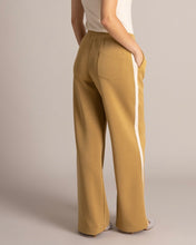 Load image into Gallery viewer, Yest Lima Essential Track Pant - Bronze/Beige Cream