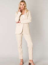 Load image into Gallery viewer, Base Level  Yace Blazer - Light Beige