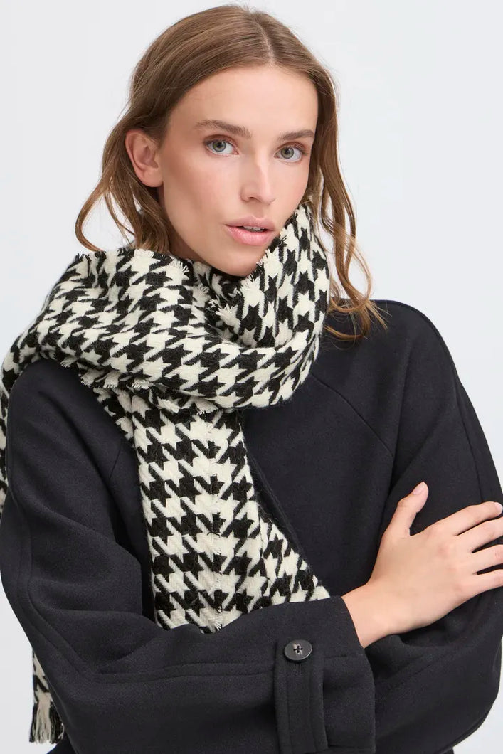 ICHI Vanjaa Scarf - Black