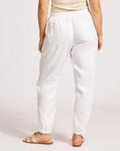 Load image into Gallery viewer, Eb &amp; Ive Miramar Linen Pant - White