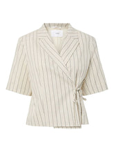 Load image into Gallery viewer, Yas Linura Wrap Short Sleeve Blazer