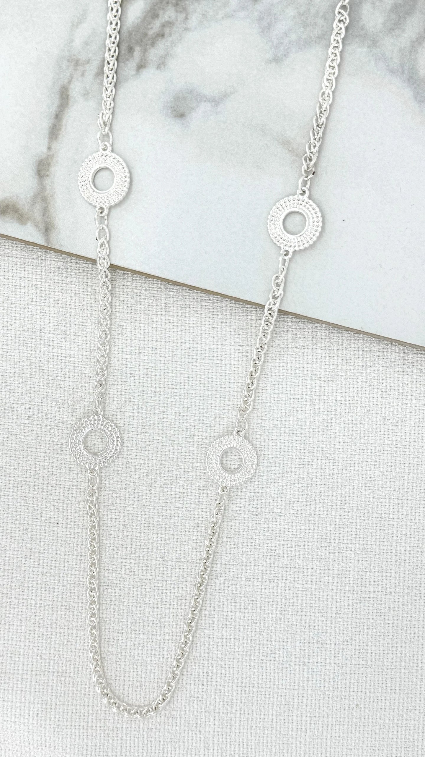 Envy Long Open Circle Necklace - Silver