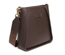 Load image into Gallery viewer, Alice Wheeler Kensington Crossbody Bag - Chocolate