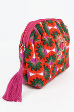 Load image into Gallery viewer, My Doris Lobster Quilted Washbag