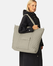 Load image into Gallery viewer, Ilse Jacobsen Weekend Bag - Coriander