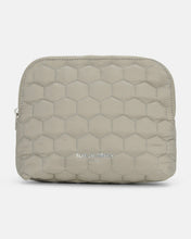 Load image into Gallery viewer, Ilse Jacobsen Make Up Pouch - Coriander