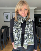 Load image into Gallery viewer, Malissa J Reversible Woven  Pattern Scarf - Green