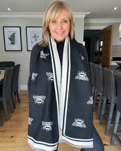 Load image into Gallery viewer, Malissa J Reversible Bumble Bee Scarf -Black/Cream