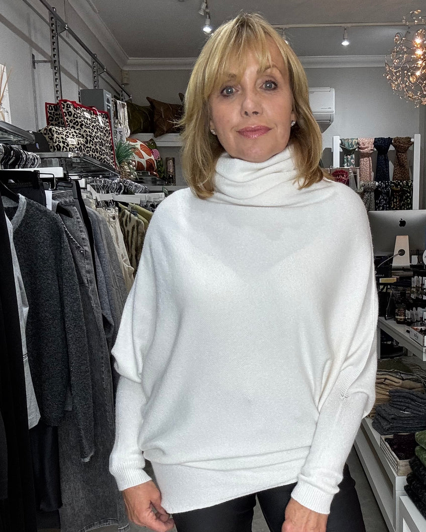 Supersoft Rachel Aysymmetric Jumper - Ecru