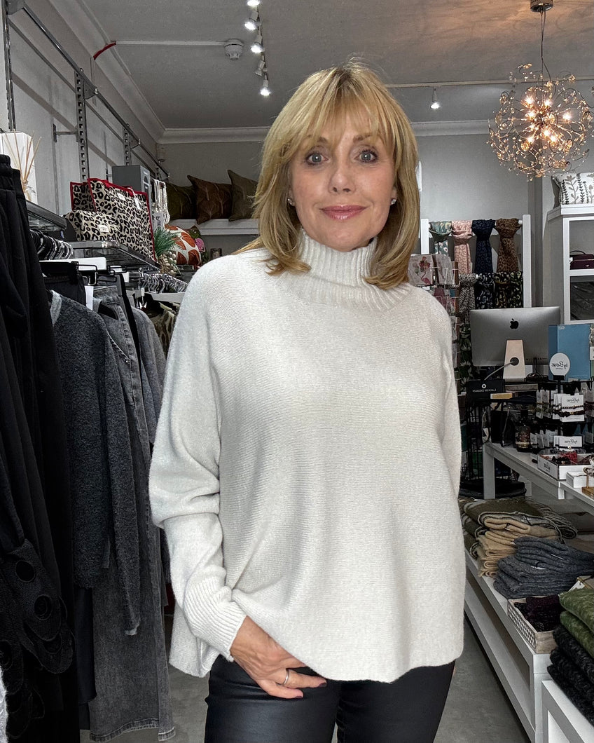 Blake Supersoft Sweater - Stone