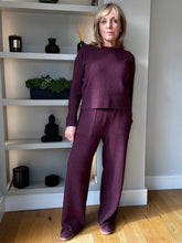 Load image into Gallery viewer, Jessie Supersoft Knitted Trousers - Aubergine