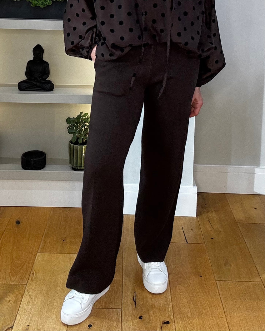 Hannah Knitted Trouser - Dark Brown