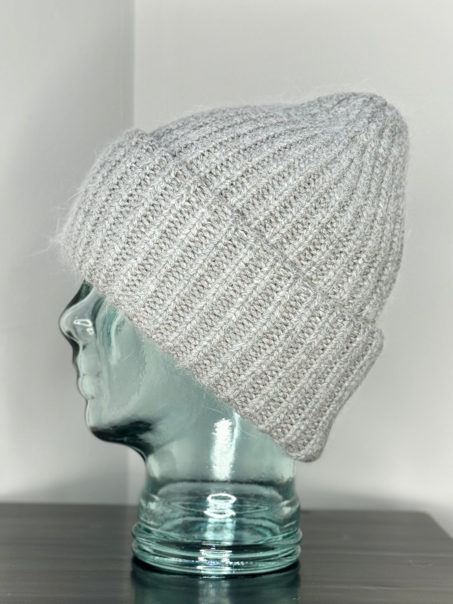 Ribbed Cashmere & Angora Beanie Hat - Grey