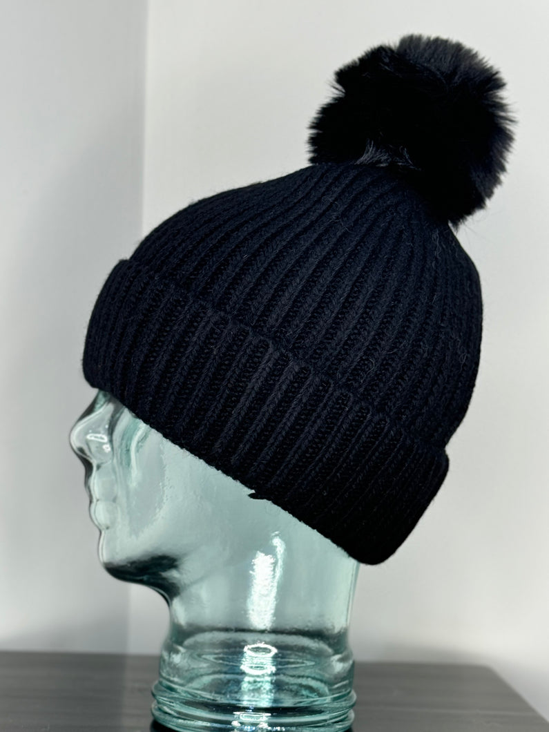 Cashmere & Angora Bobble Hat - Black