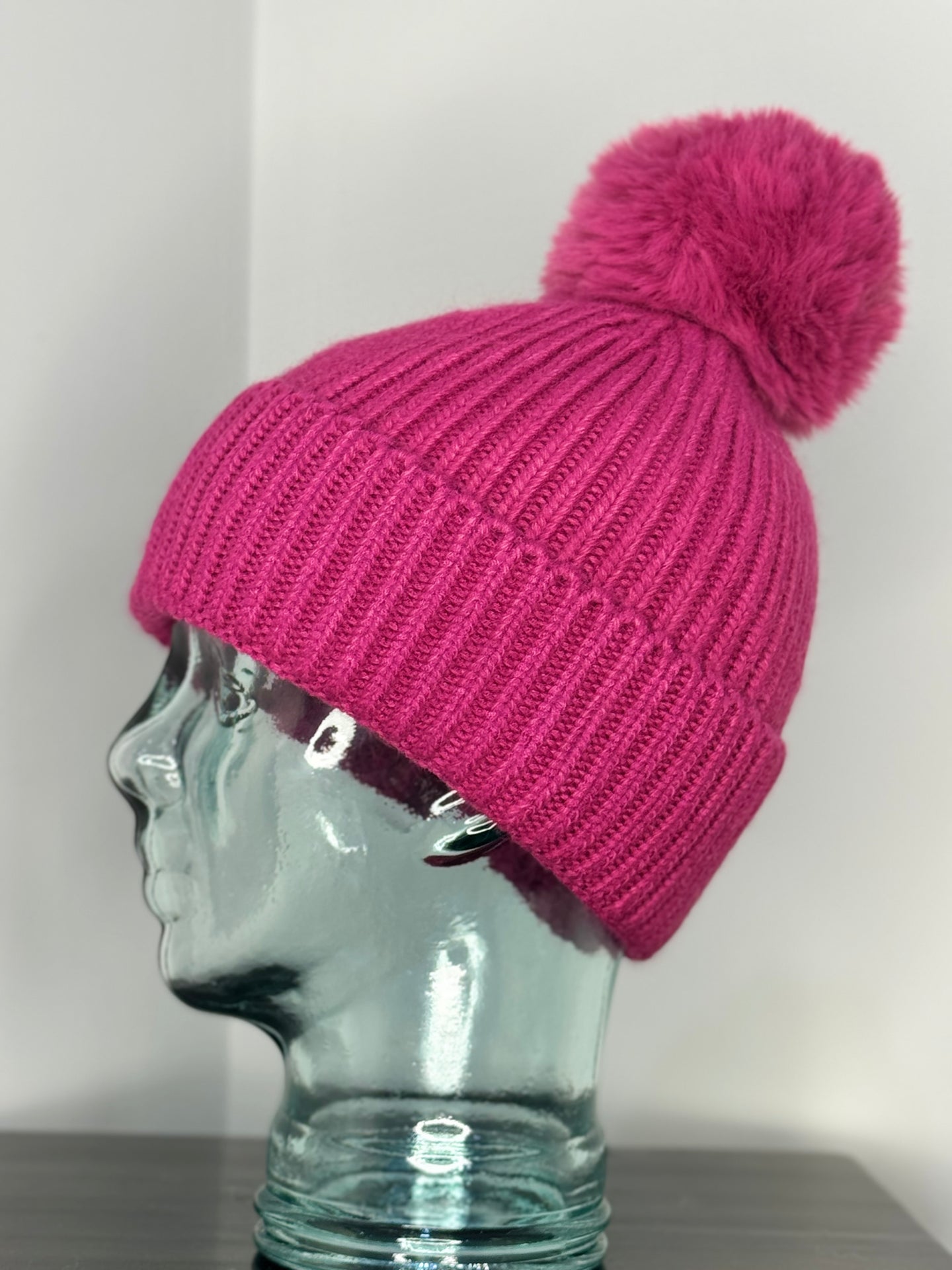 Cashmere & Angora Bobble Hat - Berry