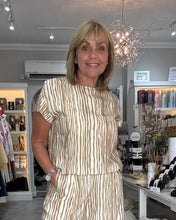 Load image into Gallery viewer, Yest Tomasina Top - Summer Taupe