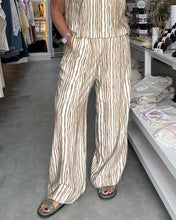 Load image into Gallery viewer, Yest Meline Trouser - Summer Taupe