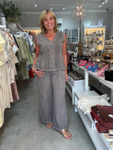 Load image into Gallery viewer, Linen Blend Waistcoat -  Dark Mocca
