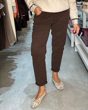Load image into Gallery viewer, 3D Denim Carrot Jean - Chocolate