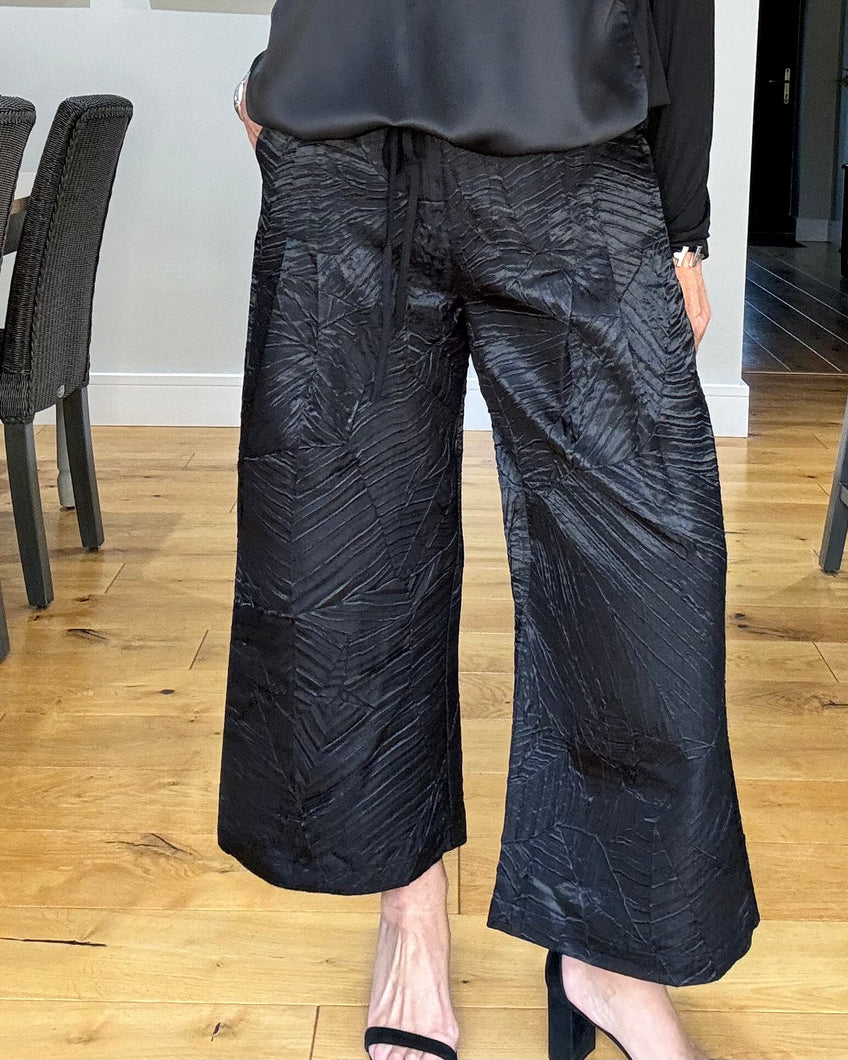 Malissa J Textured Satin Trousers - Black