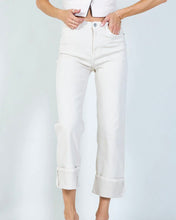 Load image into Gallery viewer, 3D Cuffed Hem Jeans - White