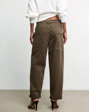 Load image into Gallery viewer, 3D Denim Cargo Carrot Jean - Mocca