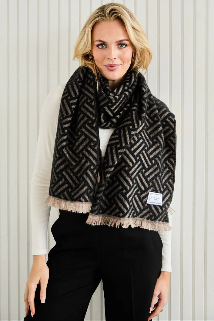 Elie Beaumont  Gift Boxed Winter Scarf Elite  - Woven Black