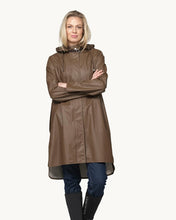 Load image into Gallery viewer, Ilse Jacobsen Raincoat - Mud