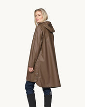 Load image into Gallery viewer, Ilse Jacobsen Raincoat - Mud