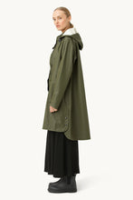 Load image into Gallery viewer, Ilse Jacobsen Raincoat - Army