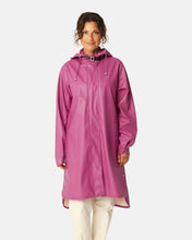 Load image into Gallery viewer, Ilse Jacobsen Raincoat - Magenta Haze