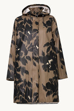 Load image into Gallery viewer, Ilse Jacobsen Raincoat - Floral Decor