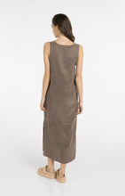 Load image into Gallery viewer, YAYA Crinkle Texture V Neck Dress - Washed Brown