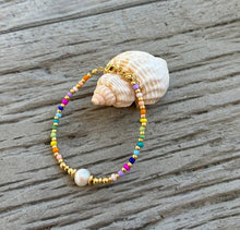 Load image into Gallery viewer, Ocean Ripples Fresh Water Pearl Miyuki Rainbow Beads Bracelet - Gold
