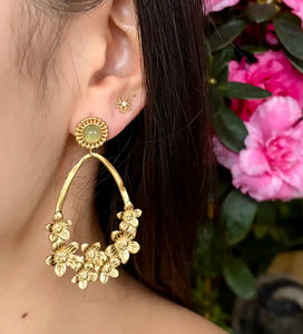 Ocean Ripples 18ct Gold Plated Green Aventurine Flower Hoop Earrings