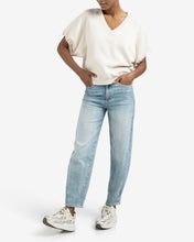 Load image into Gallery viewer, YAYA Loose Fit Jeans with High Waist