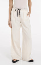 Load image into Gallery viewer, YAYA Trousers with Wide Legs &amp; Contrast Stitching - Cloud Creme White