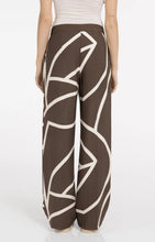 Load image into Gallery viewer, YAYA Woven Wide Leg Print Trousers - Chocolate Martini Brown Dressin