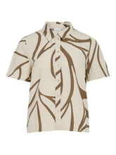 Load image into Gallery viewer, Vila Prisilla Short Sleeve Shirt - Cub Flower