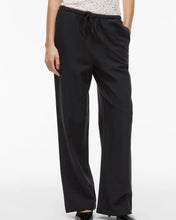 Load image into Gallery viewer, Vila Prisilla Wide Leg Trouser -Black